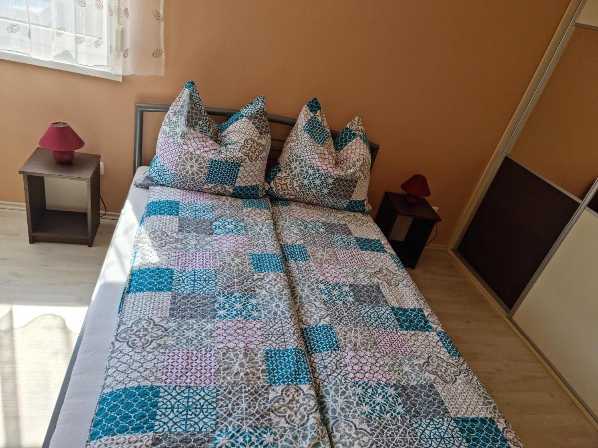 Betti Apartman Siófok Eksteriør bilde
